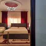 53 Bed & Breakfast Tirana